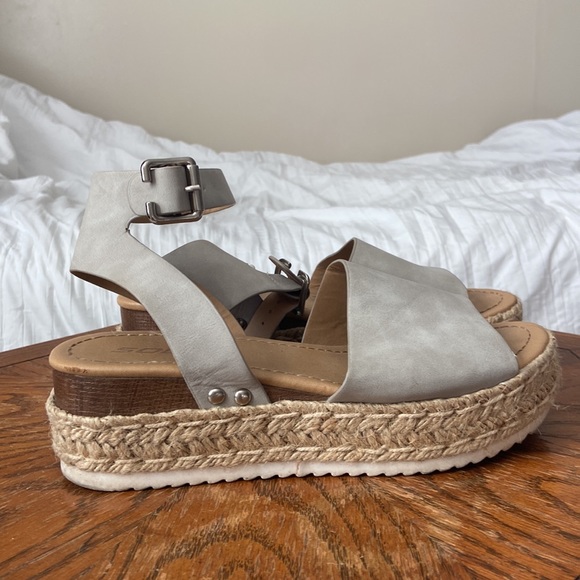 Chunky Platform Espadrille Sandals - Picture 1 of 5